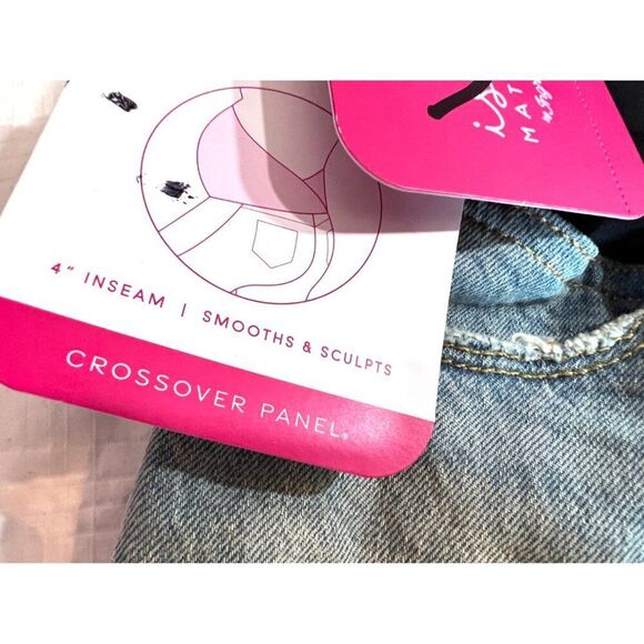 Isabel Crossover Maternity Shorts Size 6 - Picture 4 of 7